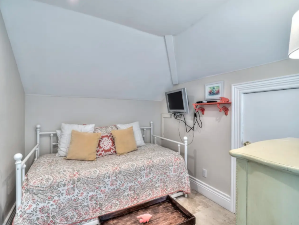 Luxurious Island Home Steps from the Beach - North Captiva Island Retreat